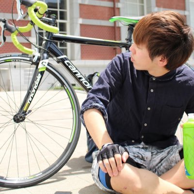 ロードバイク🚴歴3年目の初心者🔰/長期休みを利用して日本各地を旅してる大学生です/東京→京都 / 東京→福岡 東京→岩手 完走 /よかったらブログ読んでみてください/無言フォローすいません🙇🏻 リプ送っていただければフォロバします！ スニーカーも好きです👟
自転車以外にもお得な情報をブログで紹介しています