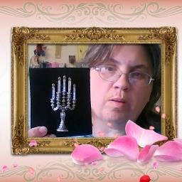 annallwood's profile picture. 