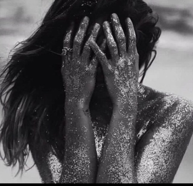 bebebeberylll's profile picture. beautiful & damned