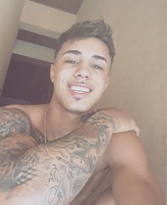 Me desculpe por tudo que fiz me perdoa se por um momento eu fui delas mais por vc e pra vc eu sou vc pra sempre