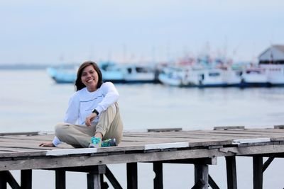 dina_angelina's profile picture. Interested in Journalism // Kaltim Post