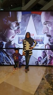 yessymarsoni's profile picture. sekolah tinggi farmasi indonesia