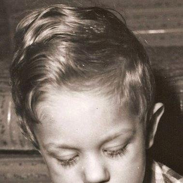 KenMicallef's profile picture. writer photographer faith walker