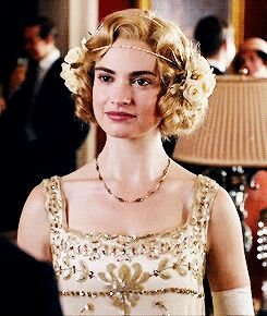 I'm not sure how I got here... What happened to my son?// young Sarah / semi descriptive