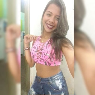 Fiquem a vontade!
Fortaleza/CE
Modelo manequim
Solteira!
17 years
Sertanejo, Pagode e Reggae. ❤