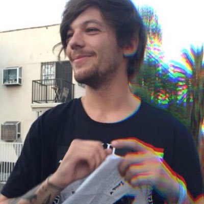 L0UISCABR0N's profile picture. I've just give you a free follow now please rt and fav this tweet https://t.co/FtUrItsn4Y