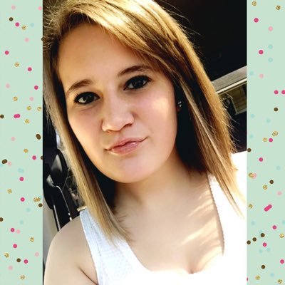 _shmalex5's profile picture. 22. Cat mom. Nursing student. Waitress. Cubs fan. Big sister. Dreamer. Grey's Anatomy enthusiast.