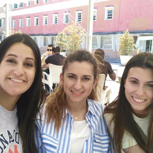 InmigracionUPO's profile picture. Twitter centrado en la inmigración mundial, creado por tres alumnas de la UPO del grado de Trabajo Social.
Me fui a ser feliz, no sé cuándo vuelvo (R. Mejías)