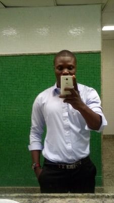 yvenet_j's profile picture. francine