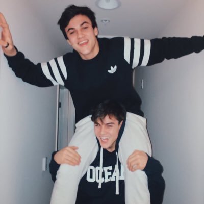follow @hopefullydolan or I unfollow x if you already follow, ignore this lol