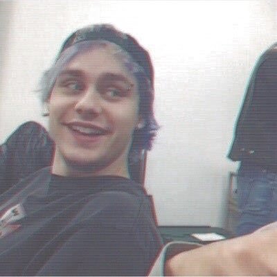 raccoonmgc's profile picture. Abby ; slfl 5.4.16 ✨ I love Michael Clifford ok bye