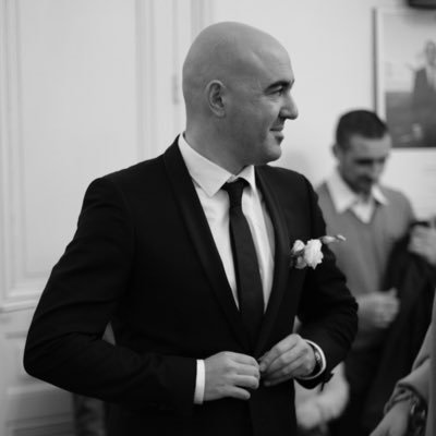 BeVeronico's profile picture. Mes tweets n'engagent que moi... et ceux qui les lisent