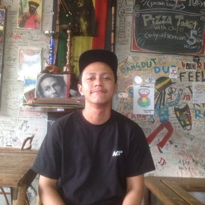 ZainulAbqari's profile picture. Mak kau pong