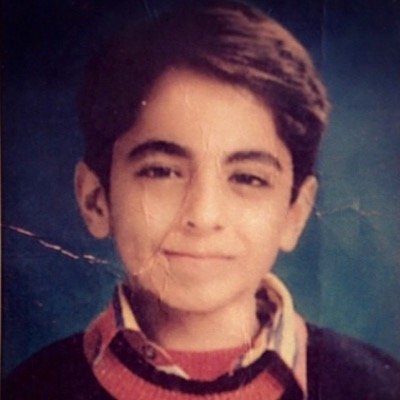 your first source for all the lastes best pic of thr talend & singer & handsome ayushmann khurrana ❣#happy.4years.of.ayushmannk