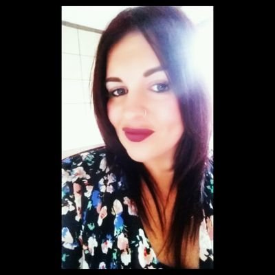 fraggette's profile picture. yello