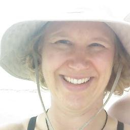 Senior Scientist for @EnvDefenseFund's Climate-Smart Agriculture team, gardener, mother, always Canadian! Tweets are my own.