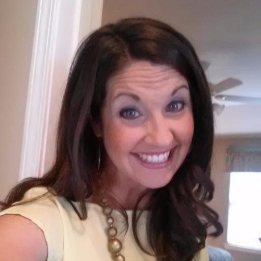 Pastor's wife to @DRussinQC, mother of 4, growing in Grace and living in faithful community at @OakhurstBaptist