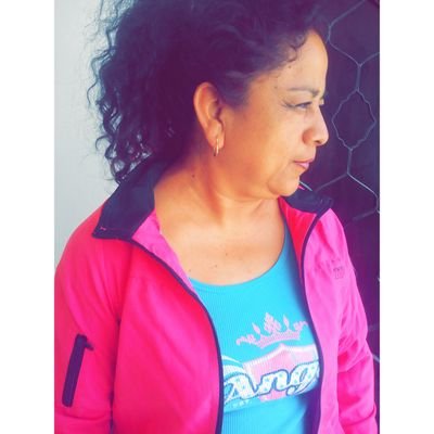 MomCoder's profile picture. Soy 100% Mamá Coder apoyo incondicionalmente a @CD9 gracias a mi hija, madre de 2 hijos de 16 y 20 años.❤