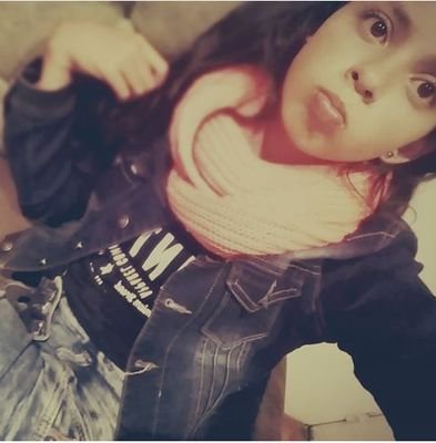 karenlisseth201's profile picture. Snapchat: karenanacona10
Facebook: karen lisseth
Instagram: KAREN_LISSETH_10