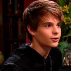 「Farkle Nation. Nothing.」‹ ❝I always get my hopes up and then something happens to hurt my little Farkle heart.❞ | {#ReaderSpot}.