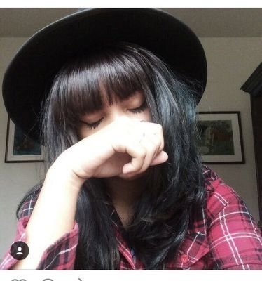 insta MARTE.E_
17||067
germiniana 1999
snap~elipreta2