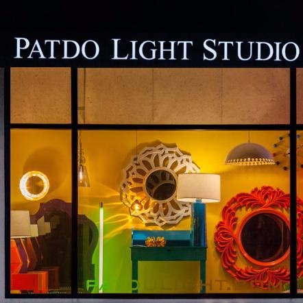 A refreshingly different boutique experience; we showcase fine lighting fixtures without visual clutter. A mix of traditional, transitional, contemporary & more