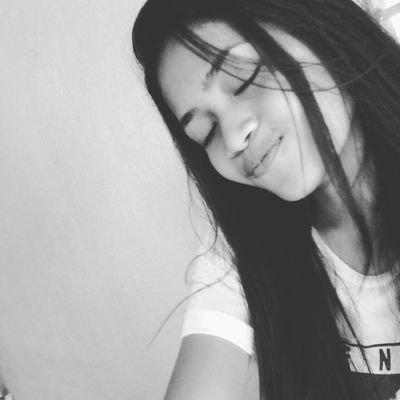 itsme_nikol's profile picture. Pampanga • 15 • 5'5 • dreamer ❤