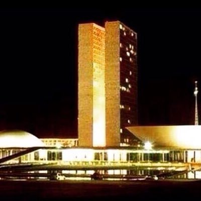 Seguimos todos de volta. Se você quer divulgar sua Empresa, currículo, eventos, compra, venda etc... Nos add no Face também, que curtiremos e compartilharemos.