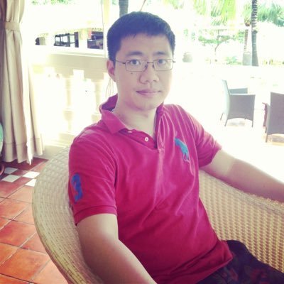 Economist from Hanoi. Interested in history, politics, math, linguistics.