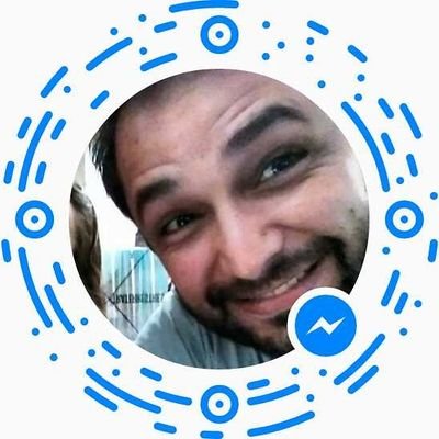 Pai da Lívia e apaixonado pelo mar. Pratico SUP, surf e parcimônia. Trabalho com marketing. Estudo dados para gerar inteligência em negócios.