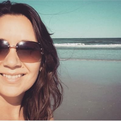 wife. mom. photographer. artist. dreamer. runner. eminem loving.
michigan wolverine.