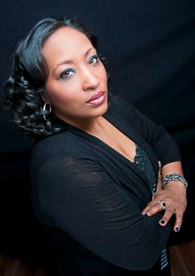 Hawkeye , Co-Founder of SportsZone Chicago ..@SM_Mornings Co-Host, MWF 9a-12p CST Streaming @SportsZoneCHI https://t.co/yMbRNXxKjO