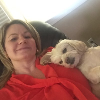 YvburgessYvonne's profile picture. Outlander obsessed, love SF Giants