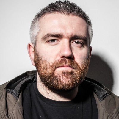 A social media connoisseur who likes to spin ze tunes on a set of turntables...