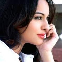 Sunakhi72's profile picture. 