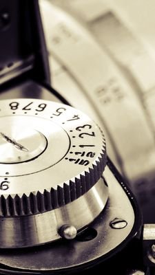 Amery_Omar's profile picture. ‏‏Television director and researcher in the history and religions ابو عائشة الانصاري مخرج تلفزيوني باحث بين الفرق و الاديان