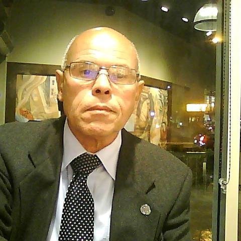 owner mahmoud import export selling general merchandise,Number one in the international trade, buying auto car accessories from oversease
To US.