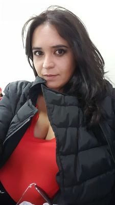 La vida es mejor cuando la enfrentas con tu mejor sonrisa, madurar no significa dejar de reir ( mi vida, mis reglas)