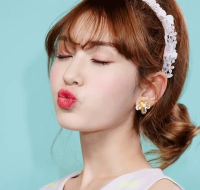 everydaykey's profile picture. *21호 핑베 쿨톤
*복합성
*후디드 홑꺼풀
*예쁜 거 좋아해

물론 페미니스트입니다. 코덕계분들 멘션 주시면 팔로하러 갈게요*^^*