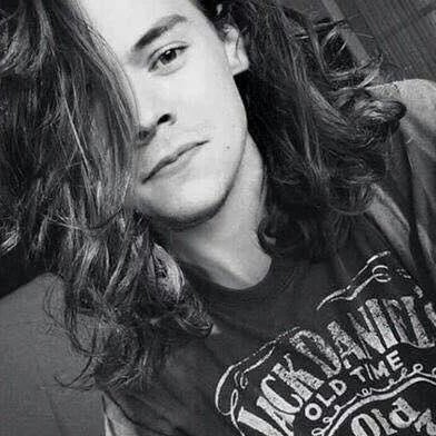 malachaihes's profile picture. Just a girl obsessed with Harry Styles from One Direction and Kai Parker from The Vampire Diaries