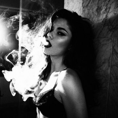 oncewashopeful's profile picture. ”It's interesting, really. How little I give a shit in the grand scheme of things.”