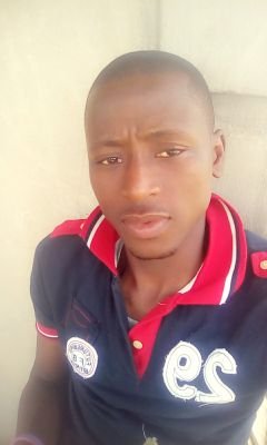 halikay122's profile picture. am honest