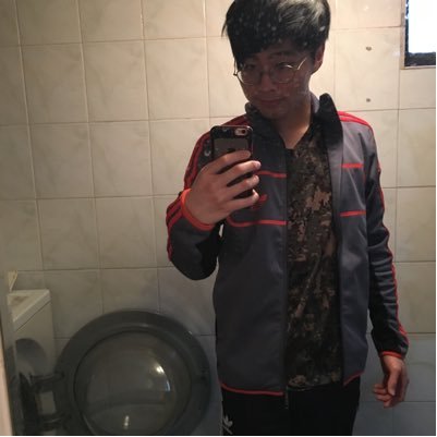 JUNNG_'s profile picture. 92년생/상속남/싱글예찬/프링글스/Dr.Pepper/MAXIM/FC.바르셀로나/Heineken