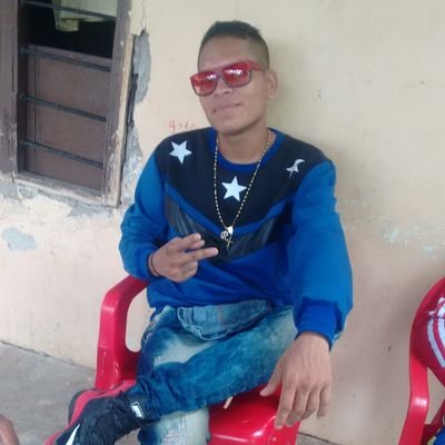 renzoarmestoo's profile picture. UNA PERSONA NORMAL