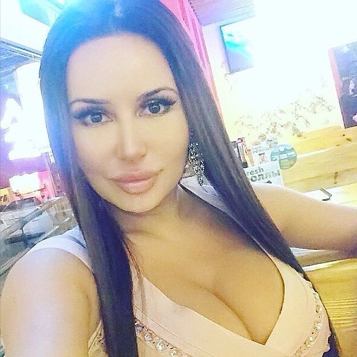 Hey! Let this website get a lady for you in one day!