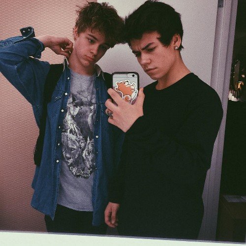 • trying to get pressplay to the midwest this summer!! •