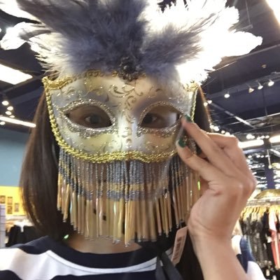 LeeJsonboo's profile picture. International Music News People Politicians