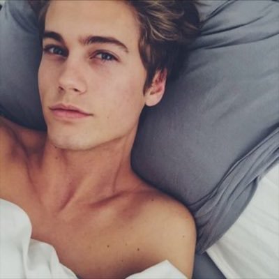 neelsrpg_'s profile picture. Break broke broken