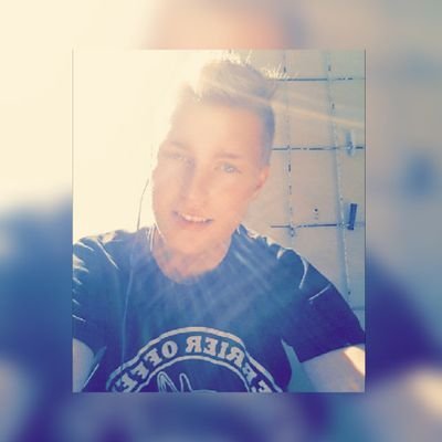 Follow me I follow back ✌✌✌