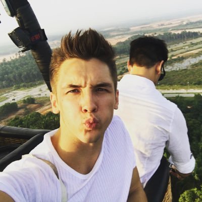 Unofficial Twitter account for updates on Mark! official account @markodea8